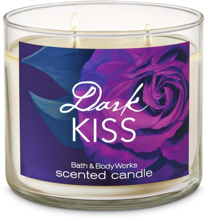 Dark Kiss Dark Kiss